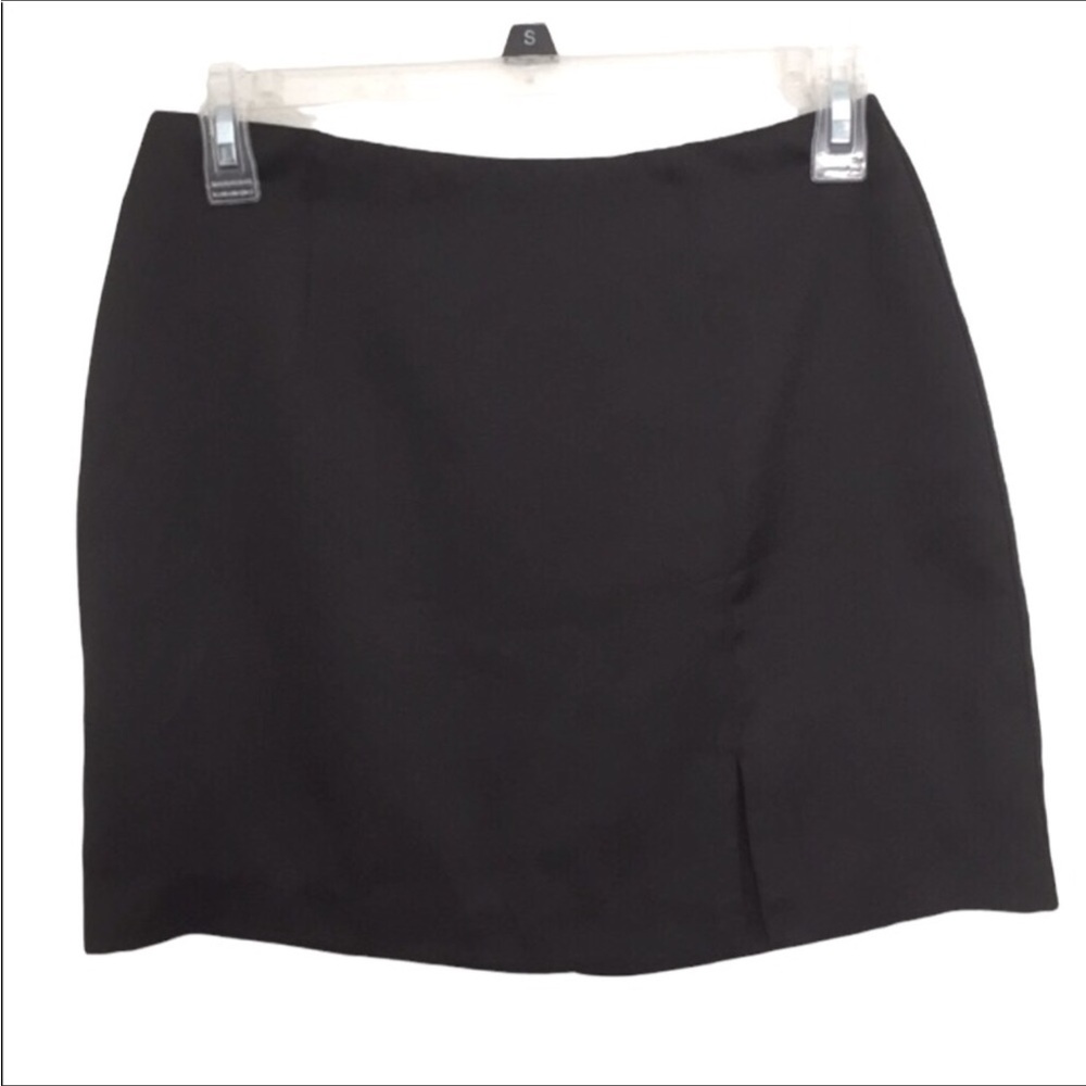 Forever 21 Black Mini Skirt
